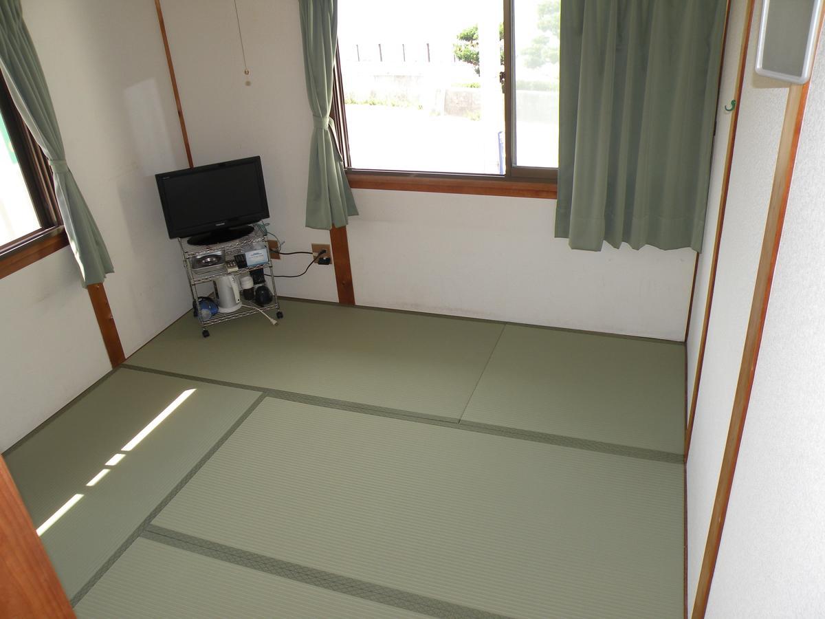 Business Hotel Minshuku Minato Tokushima Exterior foto